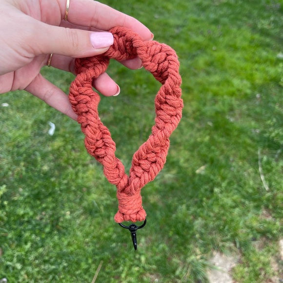 Macrame Keychain Wristlet - Picture 1 of 2